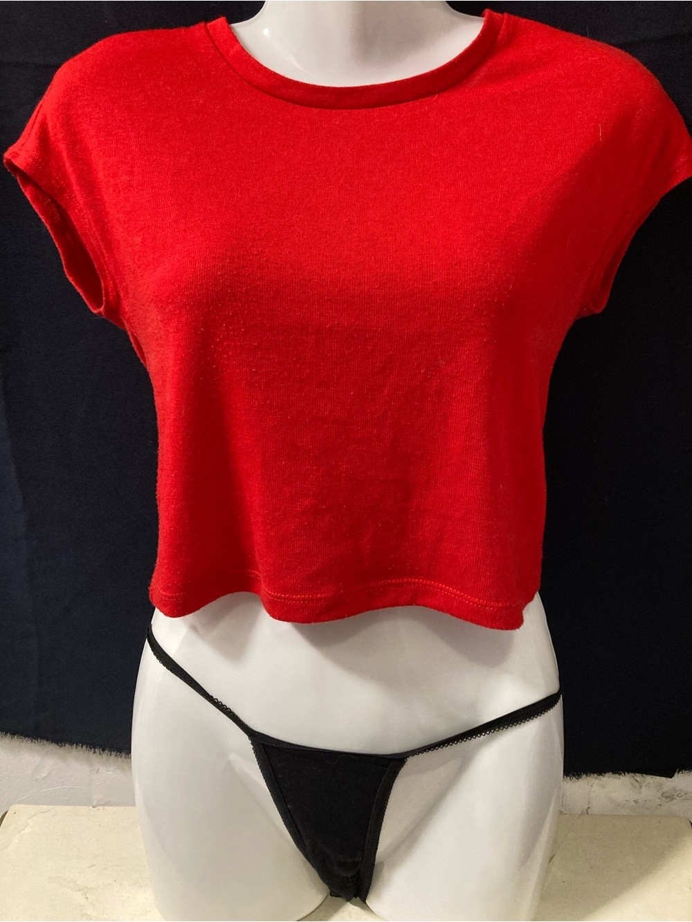Dynamite Red Crop Top XS Soft Knit Short Sleeve Basic